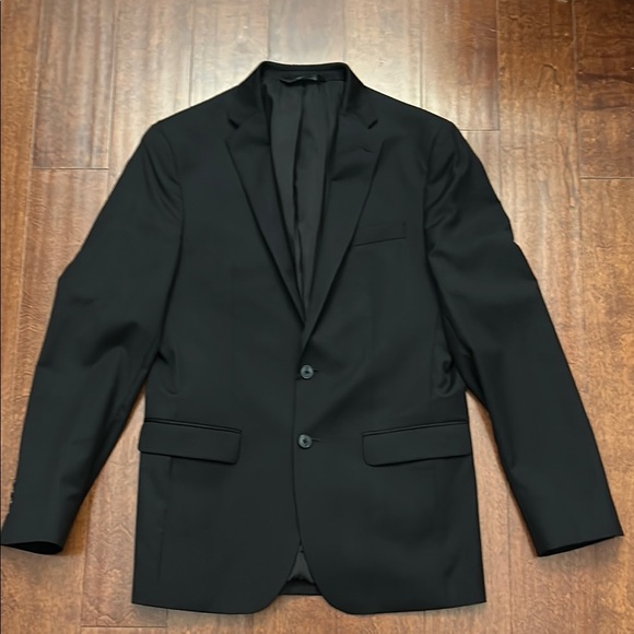 Jos. A. Bank 100% Wool Black Slim-Fit Blazer with Notched Lapels, Size 40L 34W - Picture 1 of 13